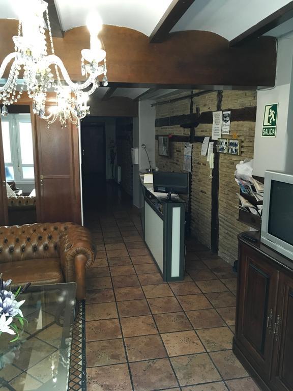 Pension La Redonda Logrono Ngoại thất bức ảnh