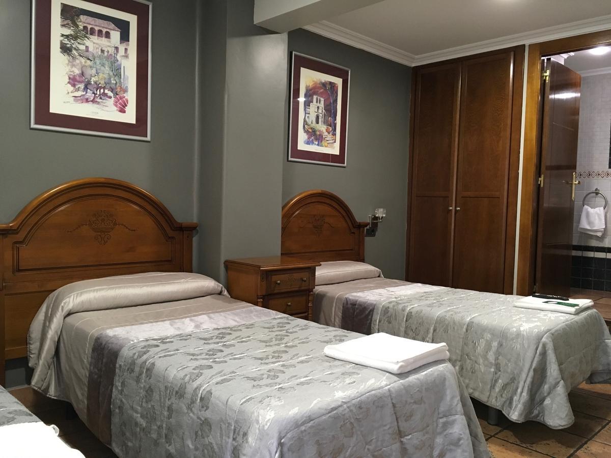 Pension La Redonda Logrono Ngoại thất bức ảnh