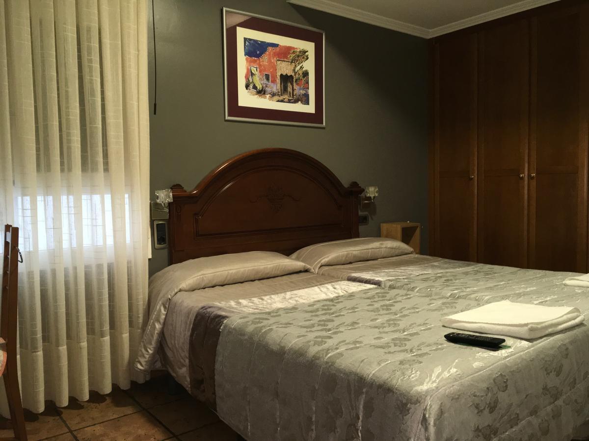 Pension La Redonda Logrono Ngoại thất bức ảnh